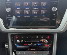 Notranja slika - Volkswagen Touran - 1.5 TSI Family-ACC-Mrtvi kot-Virtual-4x ogr.sedeži - 9 - Predogledna slika