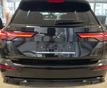 Zunanja slika - Mitsubishi Outlander - Black Edition PHEV 4WD 2.4  Avt. - NA ZALOGI - - 5 - Predogledna slika