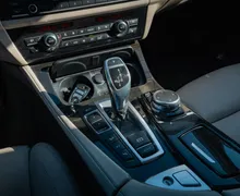Notranja slika - BMW Serija 5 - 530d xDrive touring Avt. - 14 - Predogledna slika