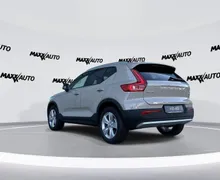 Notranja slika - Volvo XC40 - B3 P Core AT DCT 3 leta garancije + 3 servisi... - 7 - Predogledna slika