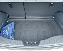 Notranja slika - SsangYong Tivoli - 1.5 T-GDi Fresh 2WD M T... - 12 - Predogledna slika