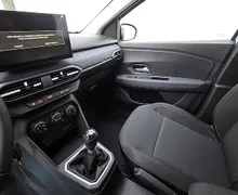 Zunanja slika - Dacia Jogger - Expression TCe110 2026 + rezervno kolo - 11 - Predogledna slika