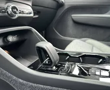 Notranja slika - Volvo XC40 - B3 P Plus Dark AT DCT - 19 - Predogledna slika