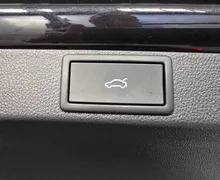 Notranja slika - Škoda Octavia - Combi 2.0 TDI Selection DSG - SLO - 19 - Predogledna slika
