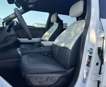 Notranja slika - KIA Seltos - 1.6 T-GDI GT-Line 7DCT - 10 - Predogledna slika