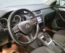 Zunanja slika - Škoda Octavia - Combi 1,6 TDI Ambition - 7 - Predogledna slika
