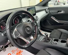 Notranja slika - Mercedes-Benz CLA-Razred - 180-AMG-69.000KM-BI-XENON-KAMERA-NAVI-LED-GRETJE S - 8 - Predogledna slika