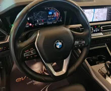 Notranja slika - BMW serija 3: - 318d Sport Line Aut.• Redno servisiran - 15 - Predogledna slika