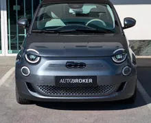 Zunanja slika - Fiat 500 - e 42 kWh Garancija do 2028 Panorama tempomat LED - 2 - Predogledna slika