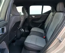Zunanja slika - Volvo XC40 - B3P Core AT FULLED•TEMP•LANE•VIRTUAL•KEYLESS•17C• - 7 - Predogledna slika
