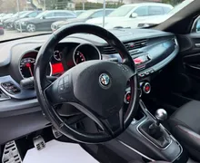 Zunanja slika - Alfa Romeo Giulietta - 1.4 TB 16v Distinctive Sport 3 SLO.VOZILO LED A17 - 19 - Predogledna slika
