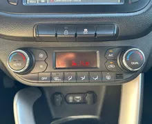 Notranja slika - KIA Ceed - 1.4 CVVT LX Champion NAVI - 19 - Predogledna slika
