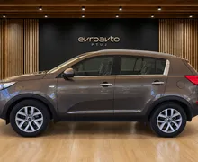 Zunanja slika - KIA Sportage - 2WD 1.7 CRDi Brez pologa do 7 let-Slov.poreklo - 3 - Predogledna slika