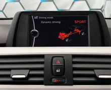 Notranja slika - BMW serija 3: - 316D•SLO•DIGI KLIMA•LIMUZINA•PDC SENZORJI•KREDIT•. - 12 - Predogledna slika