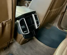Notranja slika - Porsche Cayenne - S E-Hybrid Platinum Edition Tiptronic - 9 - Predogledna slika