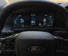 Zunanja slika - Ford E-Transit Custom - Kombi AWD TREND 160 kW 217 KM 71.4kWH - 11 - Predogledna slika