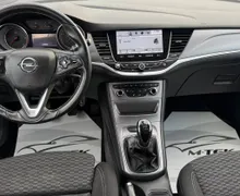 Notranja slika - Opel Astra - Sports Tourer 1.6 CDTI Enjoy SAMO 107.000 KM - 12 - Predogledna slika