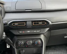 Zunanja slika - Dacia Sandero - 1.0 TCe 110 Stepway Essential - 13 - Predogledna slika