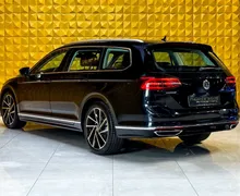 Notranja slika - Volkswagen Passat Variant - 2.0 TDI BMT R-Line Edition DSG - 9 - Predogledna slika