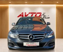 Notranja slika - Mercedes-Benz E-Razred - E 200-LED-ŠIBEDAH-NAVI-USNJE-GRETJE SED-PDC... - 7 - Predogledna slika