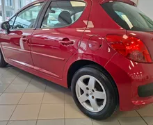 Zunanja slika - Peugeot 207 - Premium 1.4 16V-ODLIČEN-HITRI KREDIT- - 3 - Predogledna slika