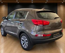Zunanja slika - KIA Sportage - 2WD 1.7 CRDi Brez pologa do 7 let-Slov.poreklo - 6 - Predogledna slika