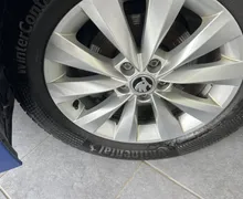 Zunanja slika - Škoda Kamiq - 1.0 TSI  81 kW.LED.GRET.SEDEŽEV.SAMO 82.000 KM - 4 - Predogledna slika