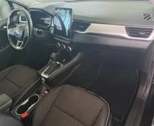 Notranja slika - Renault Captur - E-Tech HYBRID Avt.-KAMERA-1 LASTNIK-FUL LED - 9 - Predogledna slika