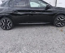 Zunanja slika - Peugeot 208 - GT HIBRID 110 e-DCT - 3 - Predogledna slika