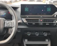 Zunanja slika - Citroën C4 - Shine Električni 136 - 8 - Predogledna slika