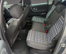 Notranja slika - Škoda Roomster - 1.6 TDI FAMILY LEPO OHRANJENA KREDIT BREZ POLOGA - 12 - Predogledna slika