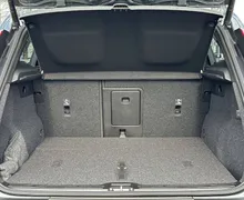 Notranja slika - Volvo XC40 - B3 P Core Avt - 12 - Predogledna slika