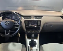 Zunanja slika - Škoda Octavia - VELIK SERVIS-NAVIGACIJA-TEMPOMAT-PDC-ALU-AVT.KLIMA - 9 - Predogledna slika