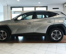 Zunanja slika - Hyundai Tucson - 1.6 T-GDI 150 TREND-SVETLA NOT-KAMERA-WINTER-VIDEO - 3 - Predogledna slika