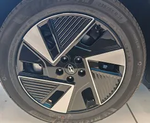 Zunanja slika - Hyundai Ioniq 5 - 168 kW FL PREMIUM   84 kWh   topl.črpalka. el. klj - 5 - Predogledna slika