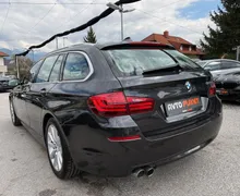 Zunanja slika - BMW Serija 5 - Touring: 525d AUT. LUXURY LiNE DIGITAL PANO HEADuP ALU 1 - 11 - Predogledna slika
