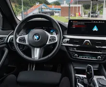 Notranja slika - BMW Serija 5 - 520d xDrive Touring Avt. - 10 - Predogledna slika