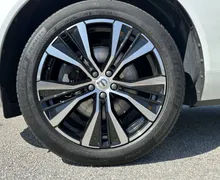Notranja slika - Volvo XC60 - B4 AWD MILD HYBRID DIESEL ULTIMATE DARK - 9 - Predogledna slika