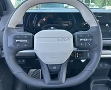 Notranja slika - KIA EV3 - GT-Line 81.4 kWh baterija. doseg do 605km... - 12 - Predogledna slika