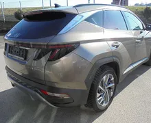 Zunanja slika - Hyundai Tucson - 1.6 T-GDI 150 PREMIUM 2WD°WINTER°1.LASTNIK°SLO°TOP - 4 - Predogledna slika