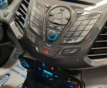Notranja slika - Ford Ecosport - 1.0 EcoBoost Titanium-LED-TEMPOMAT-AVT. KLIMA-AL.. - 12 - Predogledna slika