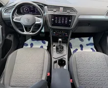 Notranja slika - Volkswagen Tiguan - 1.4 TSI eHybrid Life DSG-LED-ACC-Mrtvi kot-Virtual - 10 - Predogledna slika