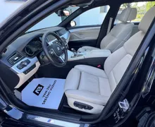 Notranja slika - BMW serija 5 Touring: - 520d+M OPTIC+LED+19col+VIRTUAL+F1+MEMORY... - 9 - Predogledna slika