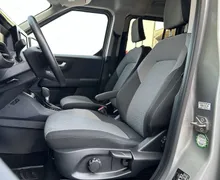 Notranja slika - Ford Tourneo Courier - 1.0 EcoBoost Trend Avt - 10 - Predogledna slika