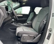 Notranja slika - Volvo XC40 - B3 P Core AT DCT - 10 - Predogledna slika