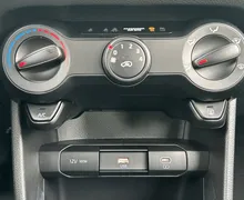 Notranja slika - KIA Picanto - 1.0 GDI LX Active. 5M T  4-sedežni - 18 - Predogledna slika