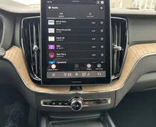 Notranja slika - Volvo XC60 - B5 P AWD Plus Dark Avt. - 16 - Predogledna slika