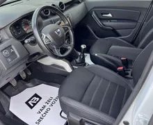 Notranja slika - Dacia Duster - 1.0 Tce 1.LASTNIK+SLO+NAVI+TEMP+KAMERA - 10 - Predogledna slika