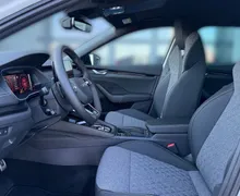 Notranja slika - Škoda Octavia - Combi 2.0 TDI Family Sportline DSG... - 7 - Predogledna slika