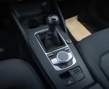 Notranja slika - Audi A3 - Sportback 1,6 TDI Sport - 12 - Predogledna slika
